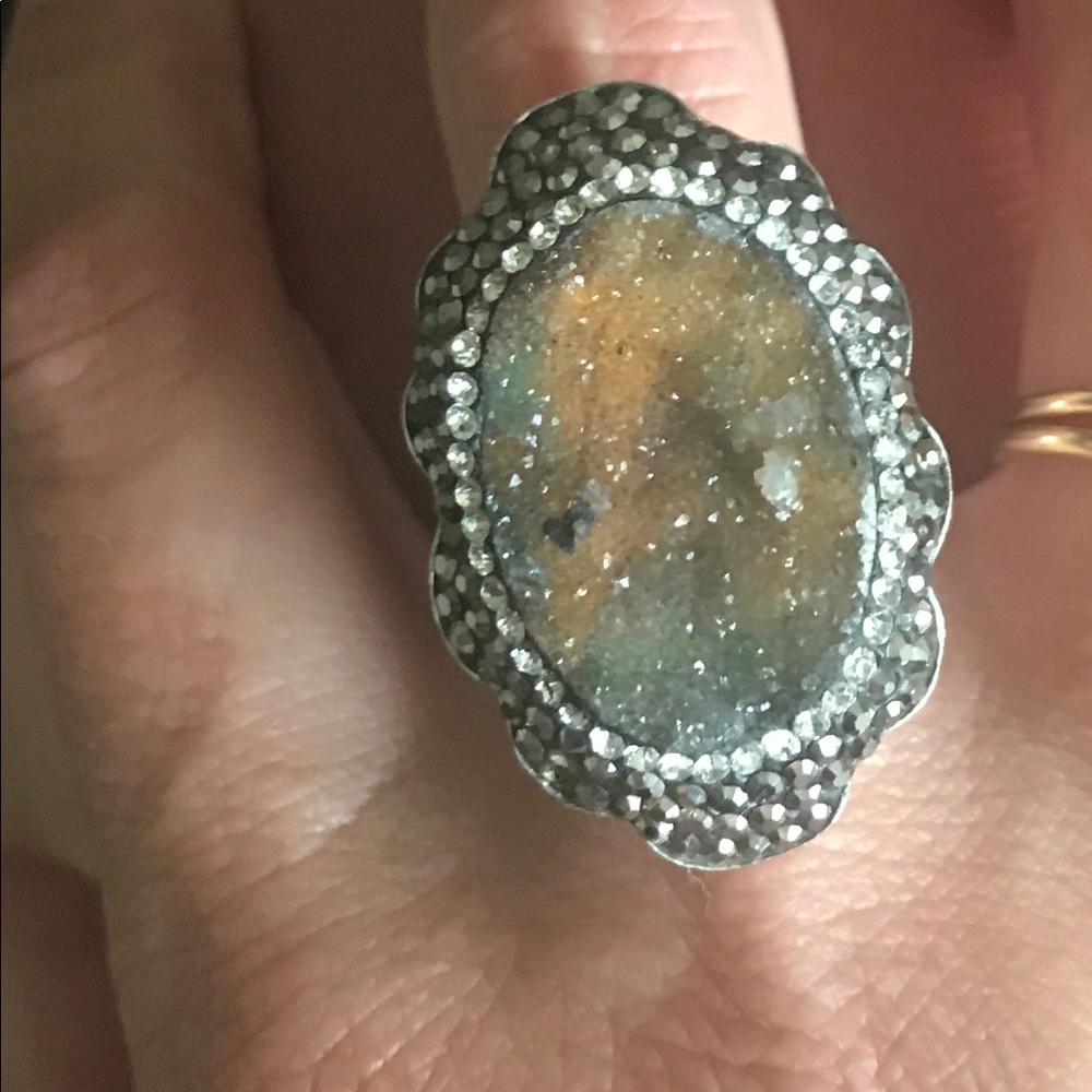 Necklace & ring - Picture 2 of 3